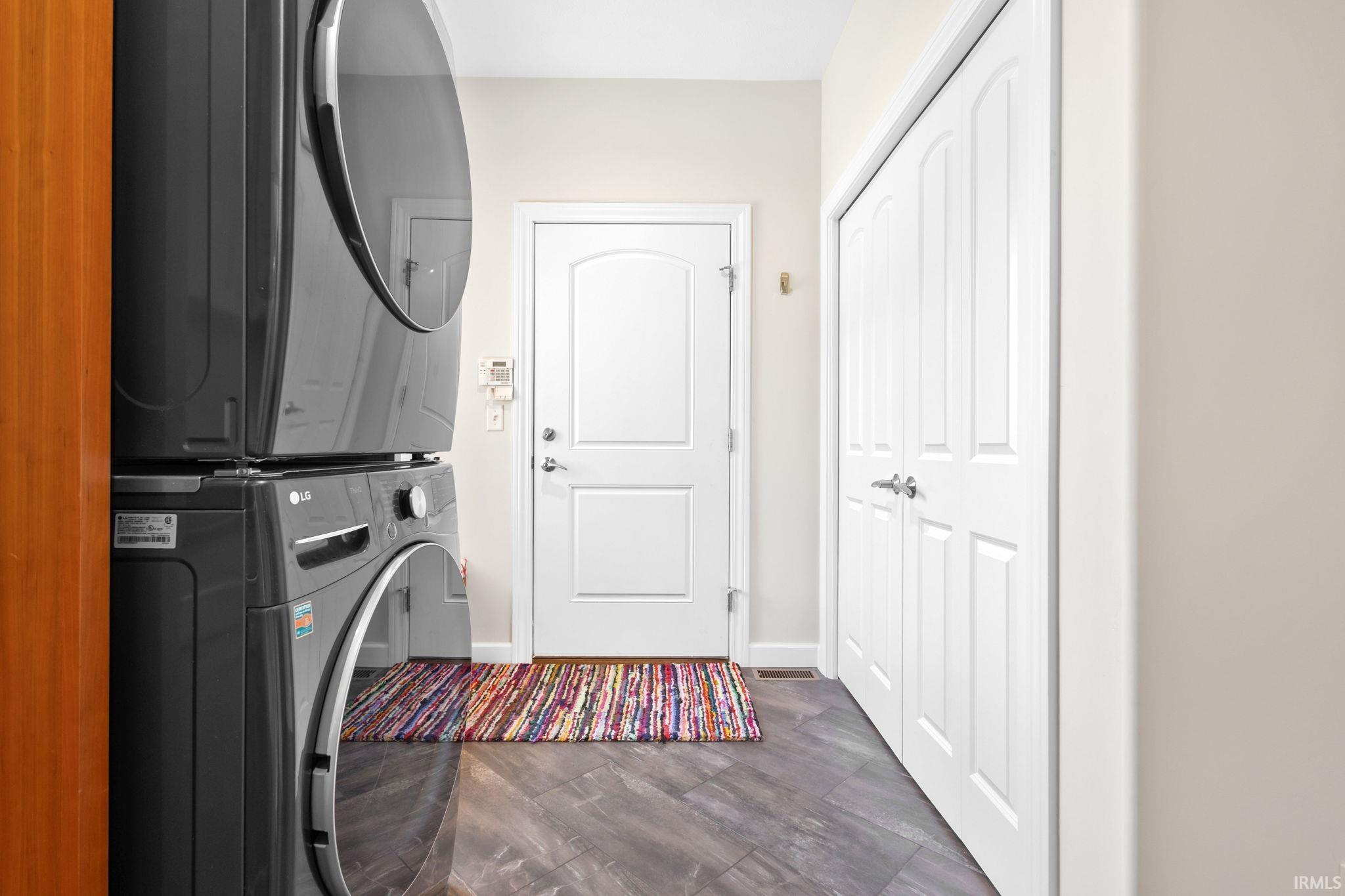 51607 Meadow Pointe Granger IN 46530