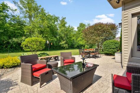 51607 Meadow Pointe Granger IN 46530