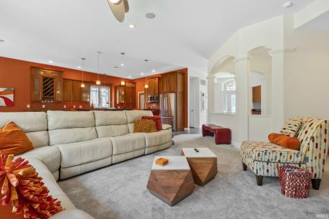 51607 Meadow Pointe Granger IN 46530