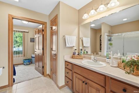 8614 Kilikenny Cove Fort Wayne IN 46835