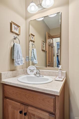 8614 Kilikenny Cove Fort Wayne IN 46835
