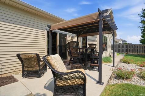 8614 Kilikenny Cove Fort Wayne IN 46835