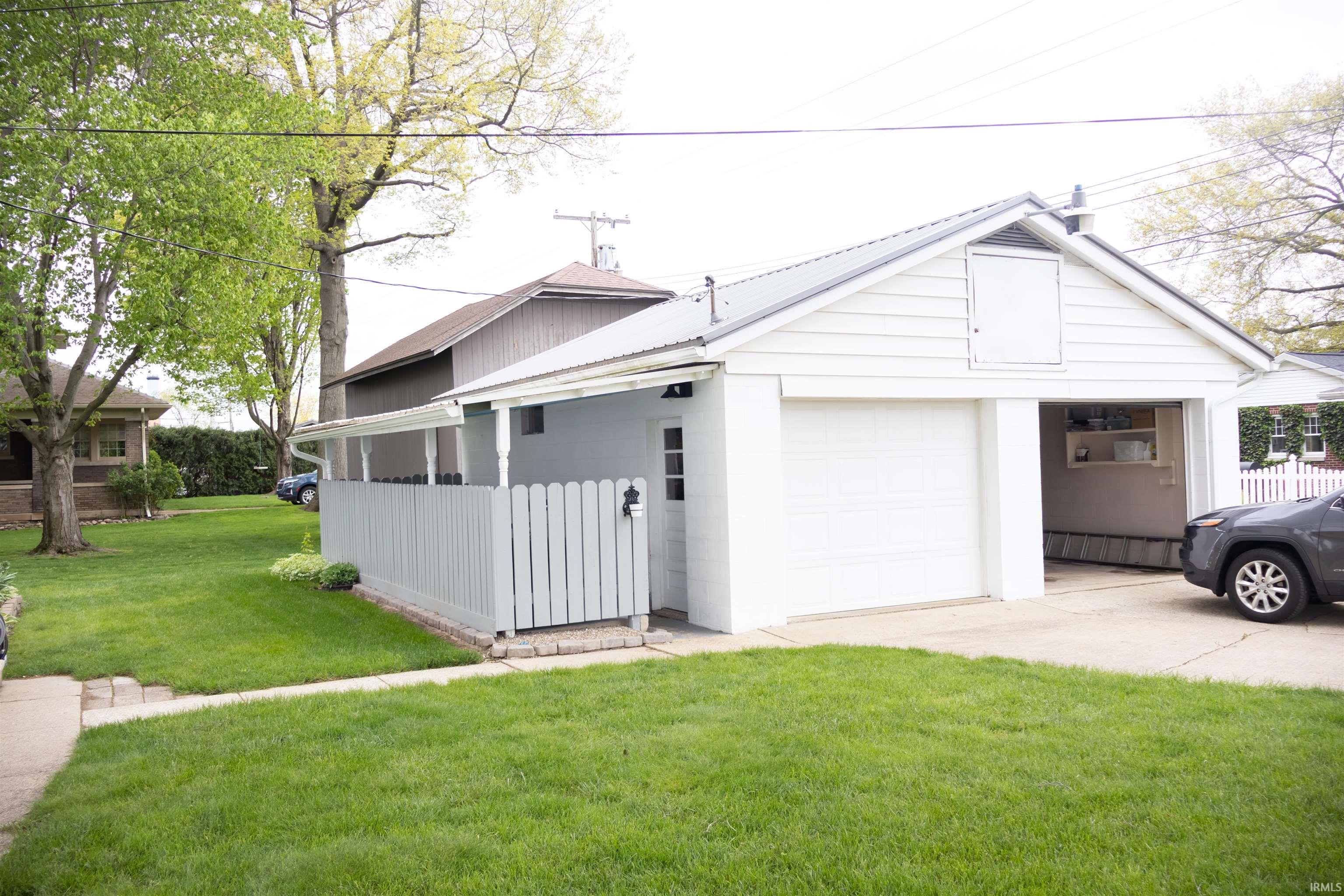 524 W Plymouth Street Bremen IN 46506