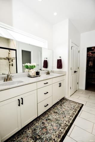 1079 Chesapeake Cove Drive Lafayette IN 47909