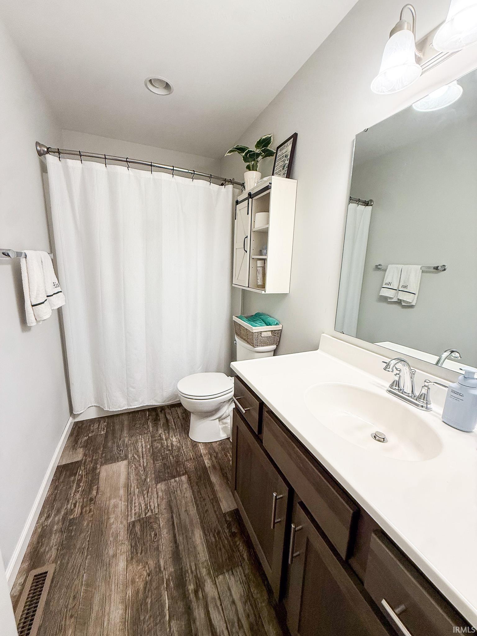 12824 King Fish Court Middlebury IN 46540
