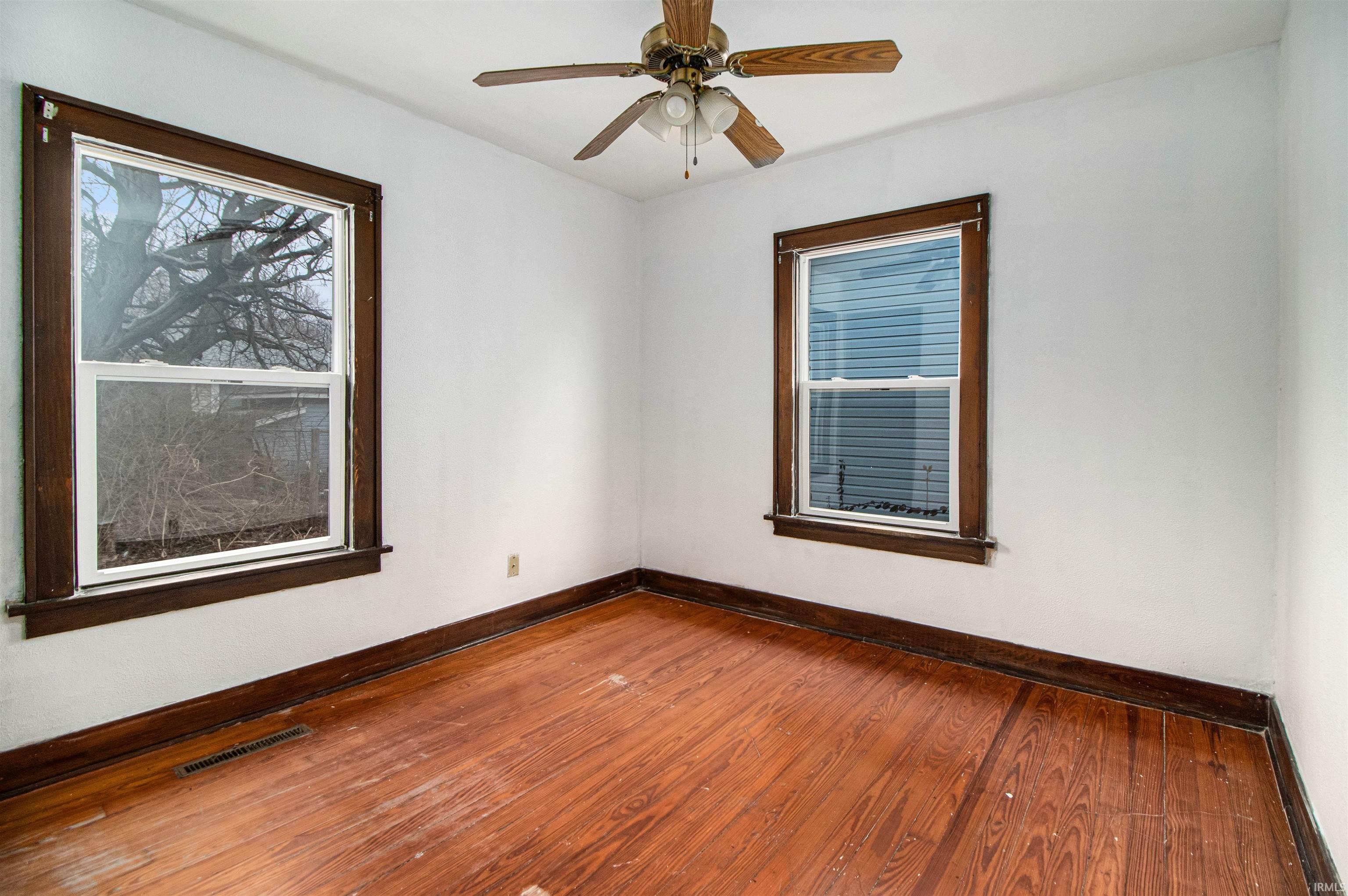 3005 Roger Street South Bend IN 46628