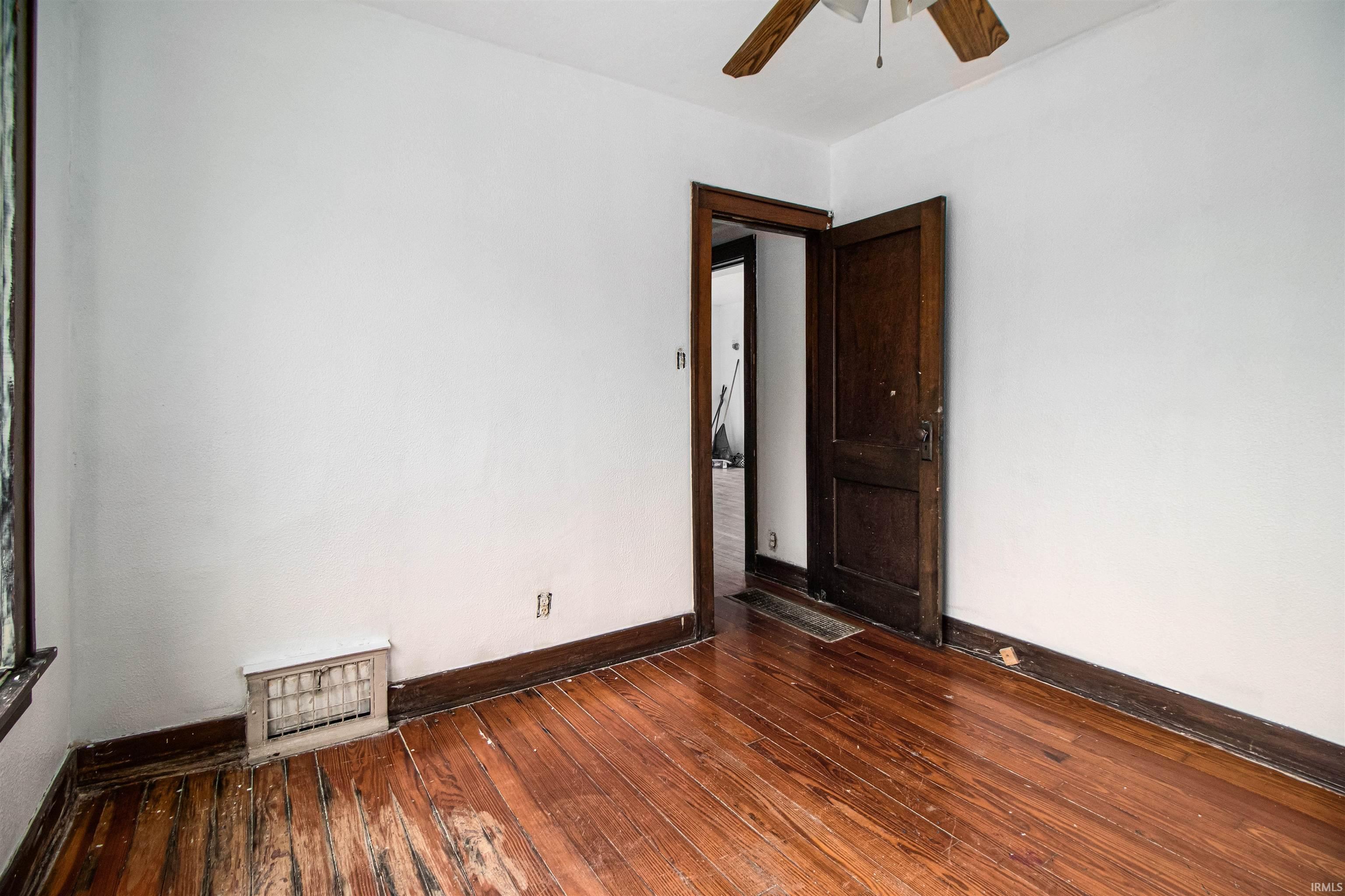 3005 Roger Street South Bend IN 46628