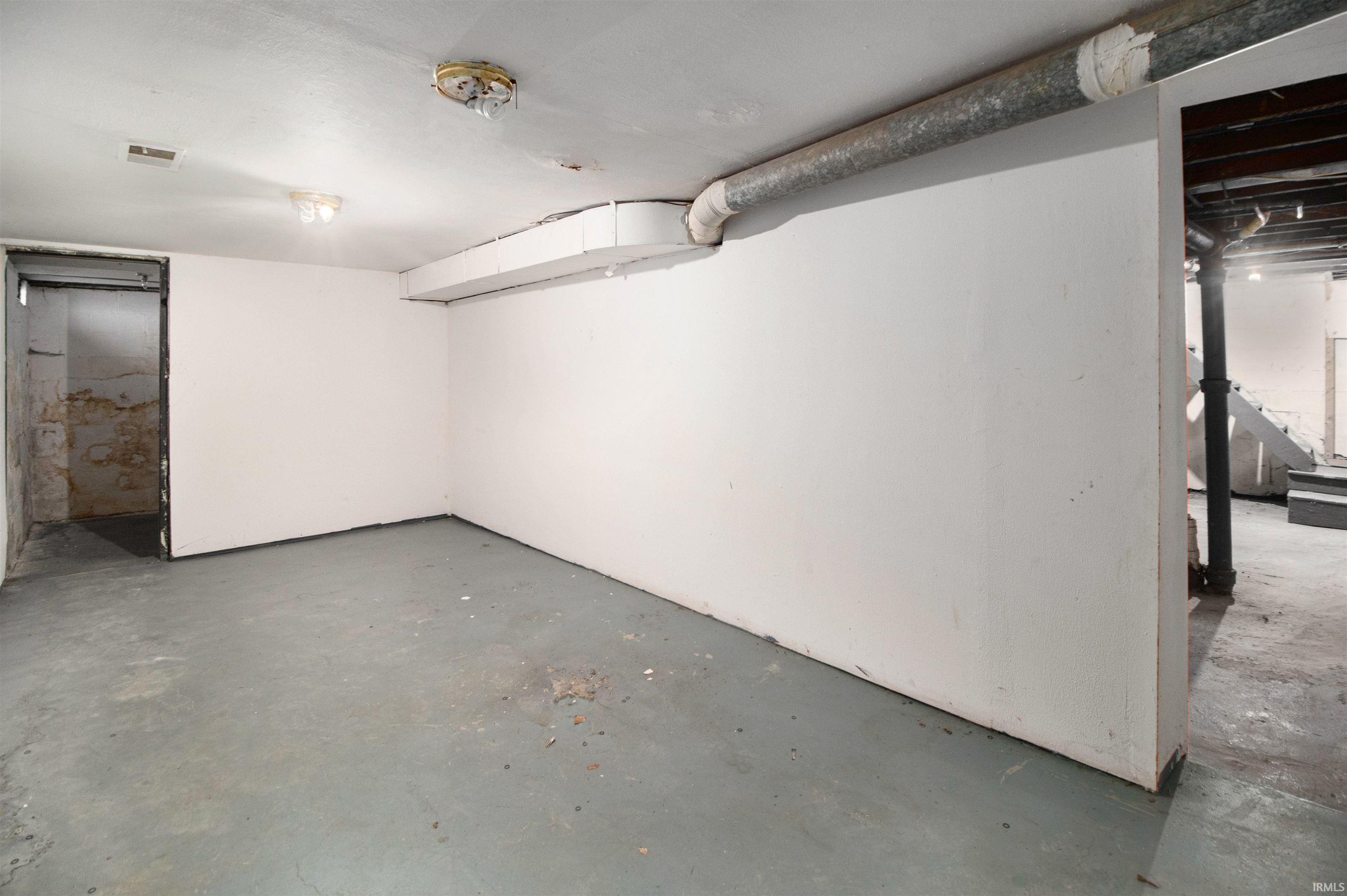 3005 Roger Street South Bend IN 46628