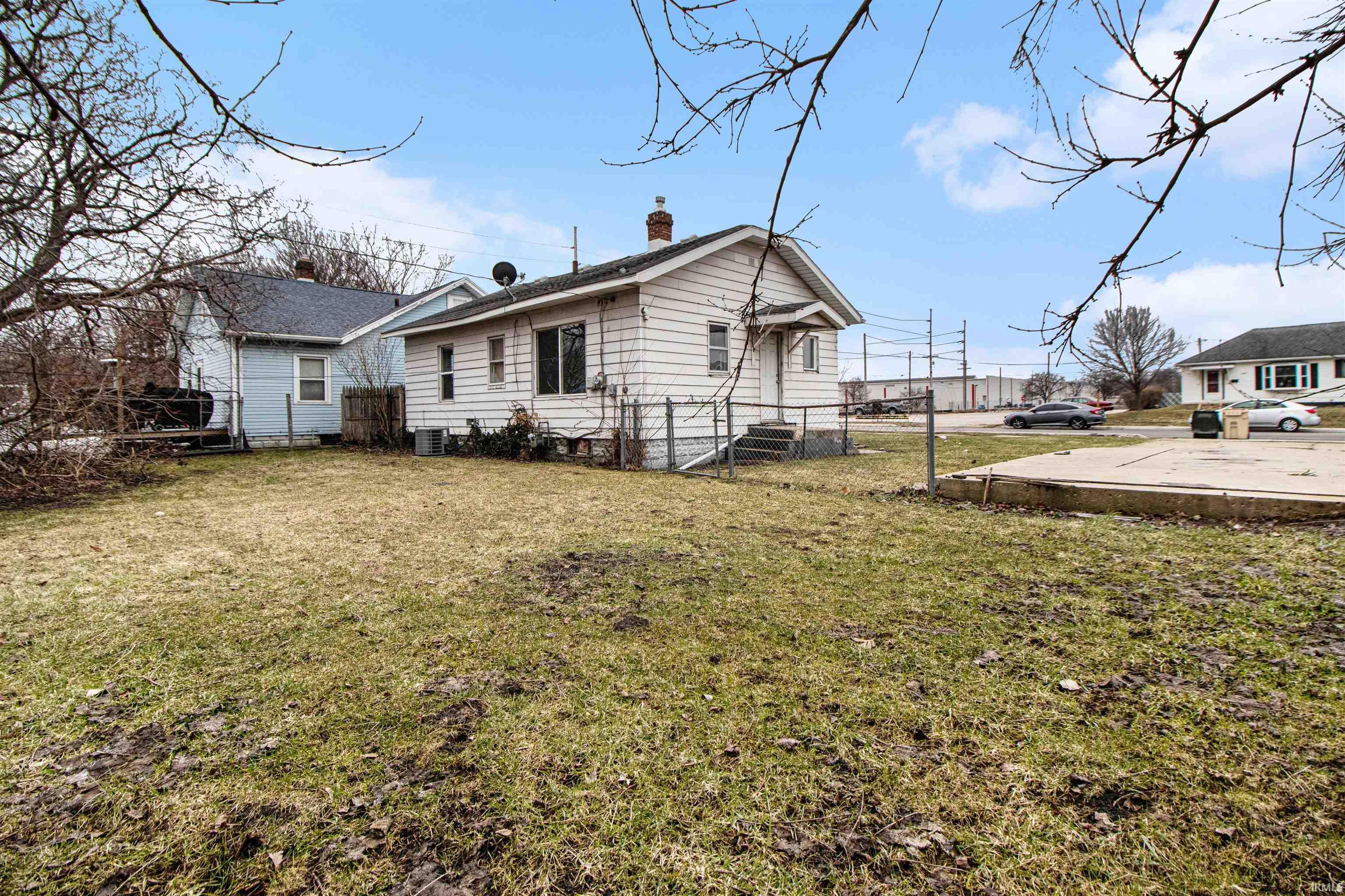 3005 Roger Street South Bend IN 46628