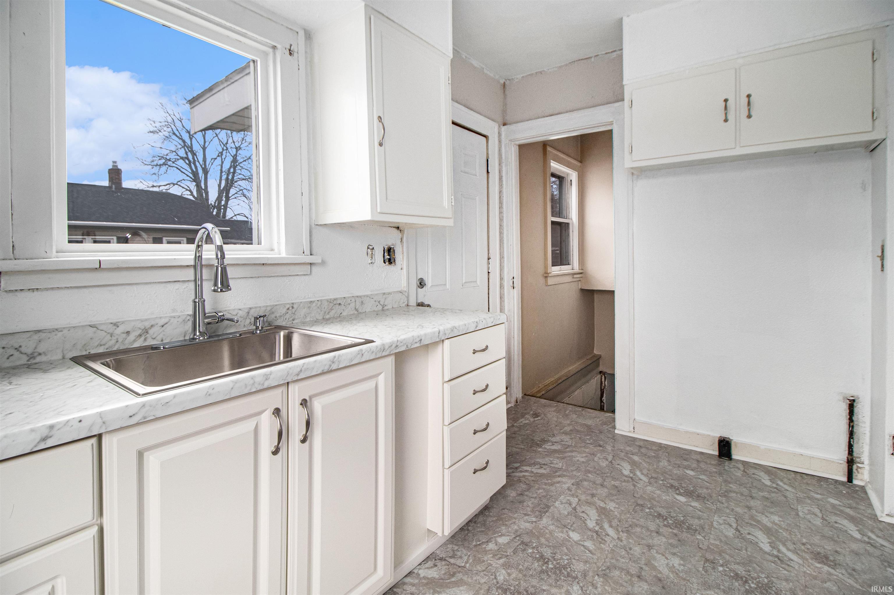 3005 Roger Street South Bend IN 46628