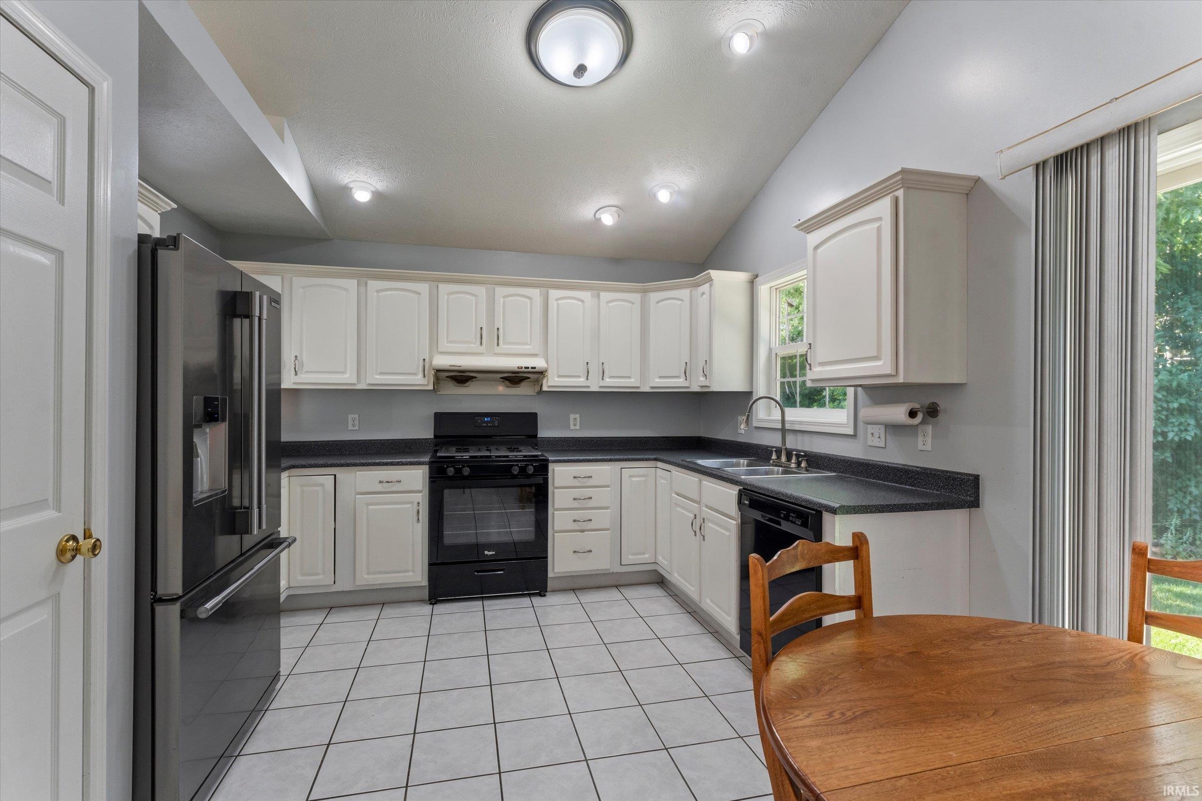 732 Prism Valley Drive Mishawaka IN 46544