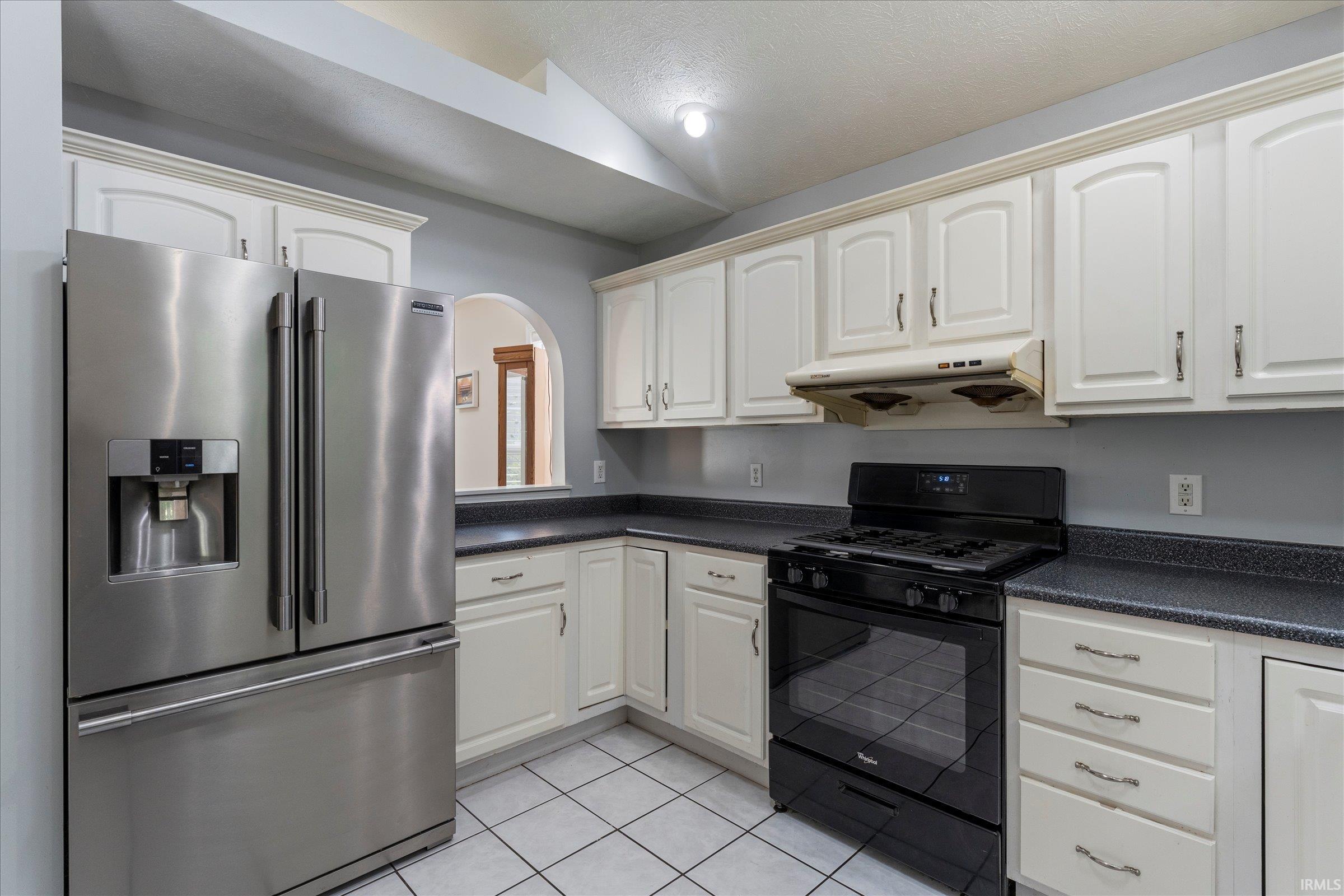 732 Prism Valley Drive Mishawaka IN 46544