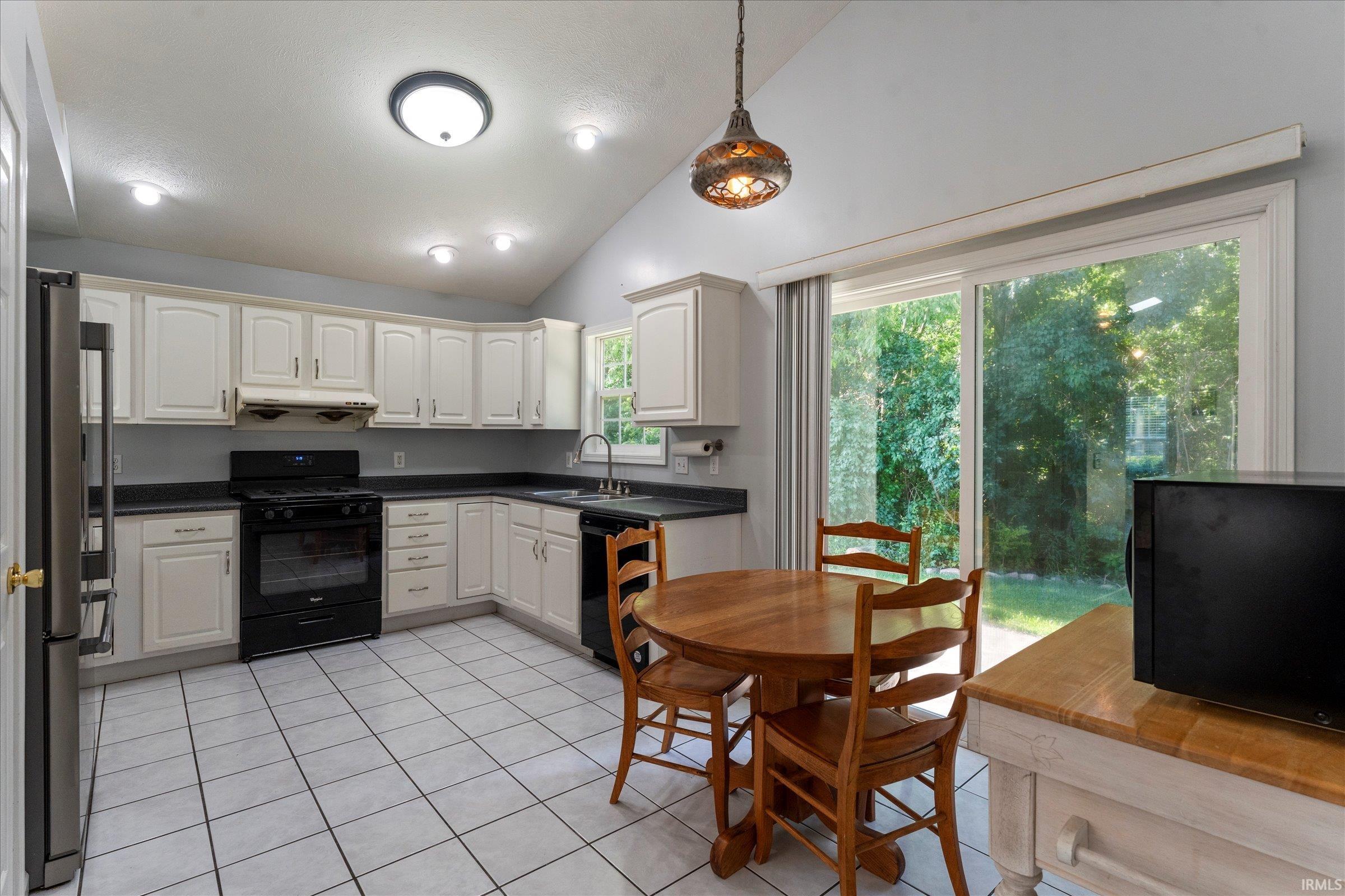 732 Prism Valley Drive Mishawaka IN 46544