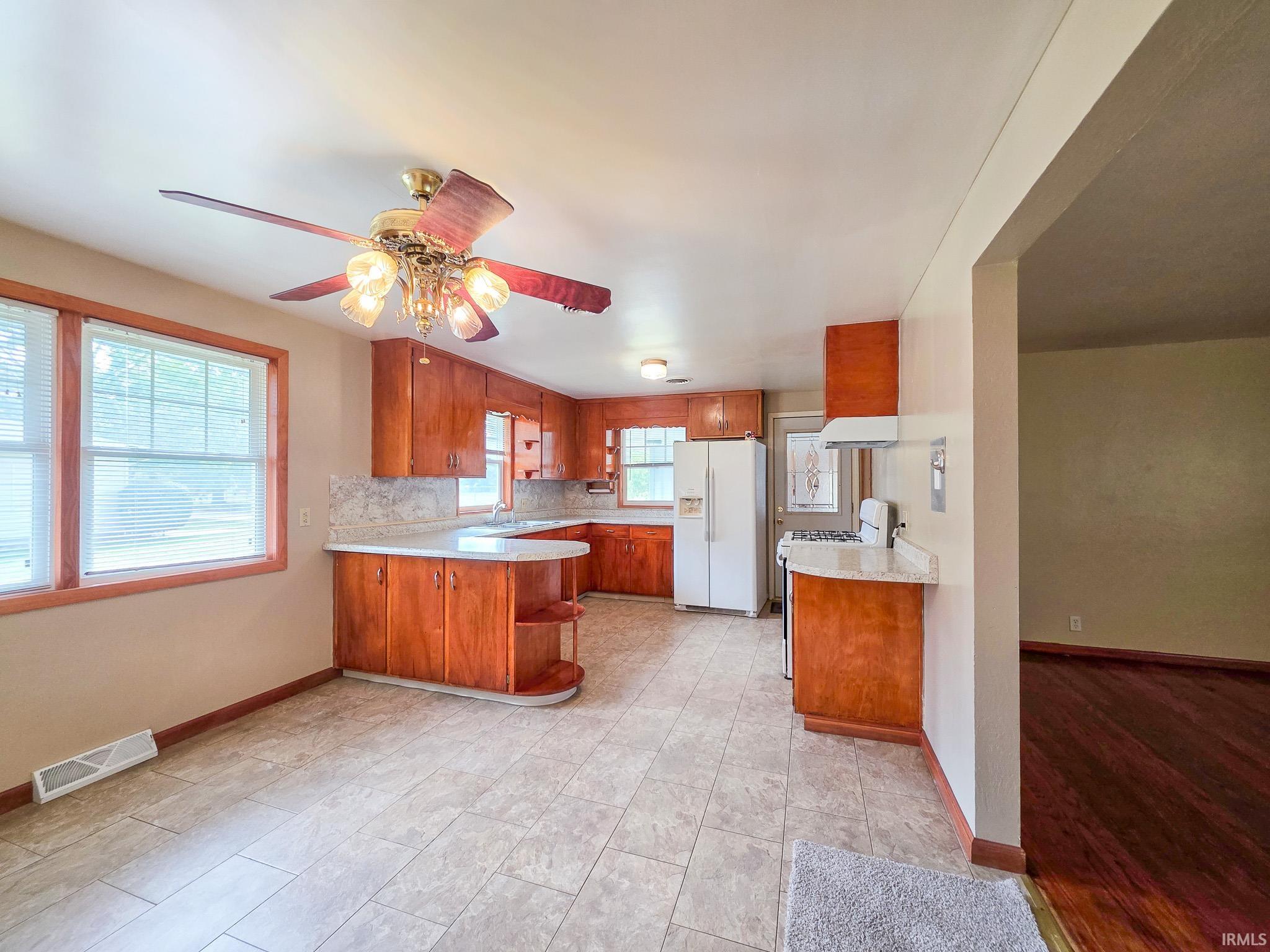 345 W Dinehart Avenue Elkhart IN 46517
