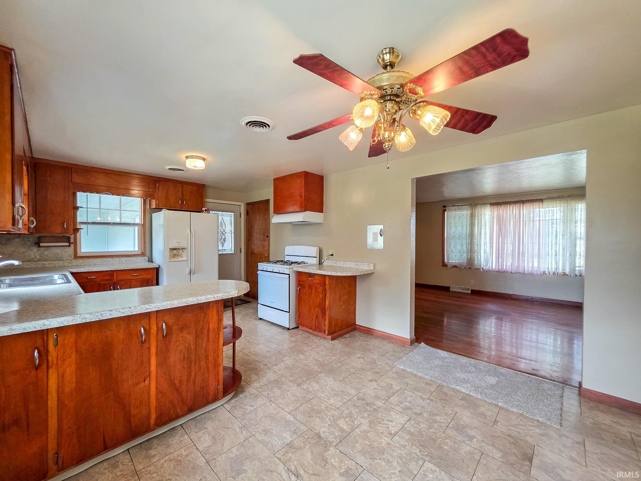 345 W Dinehart Avenue Elkhart IN 46517