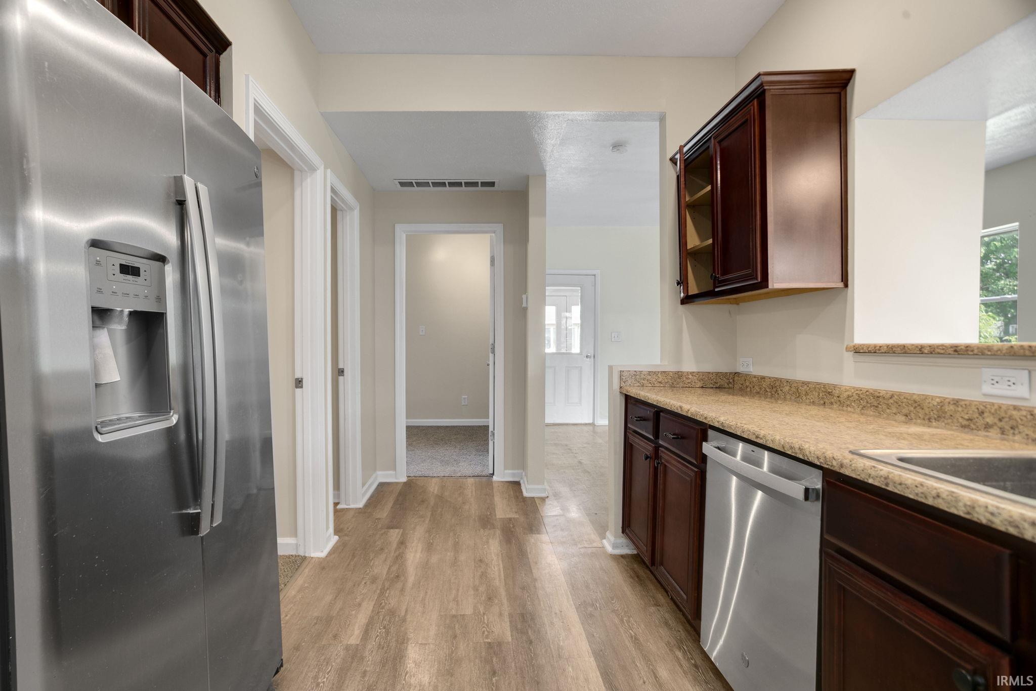 916 S 35th Street South Bend IN 46615