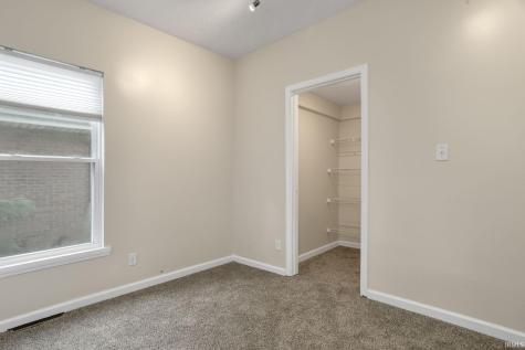 916 S 35th Street South Bend IN 46615