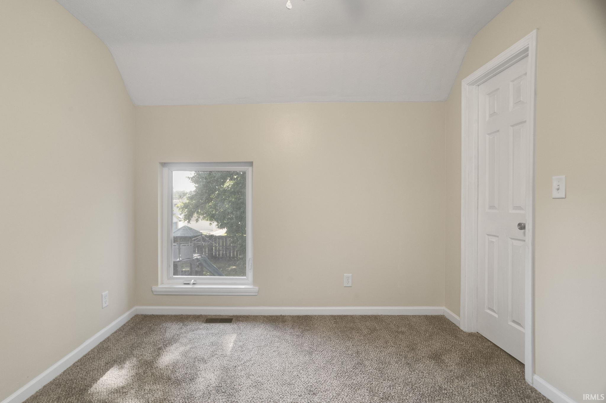 916 S 35th Street South Bend IN 46615