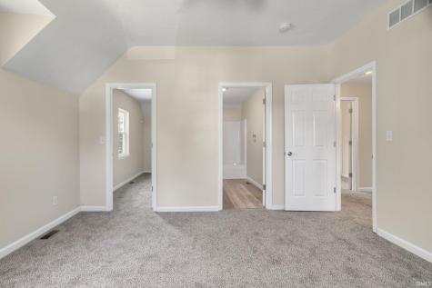 916 S 35th Street South Bend IN 46615