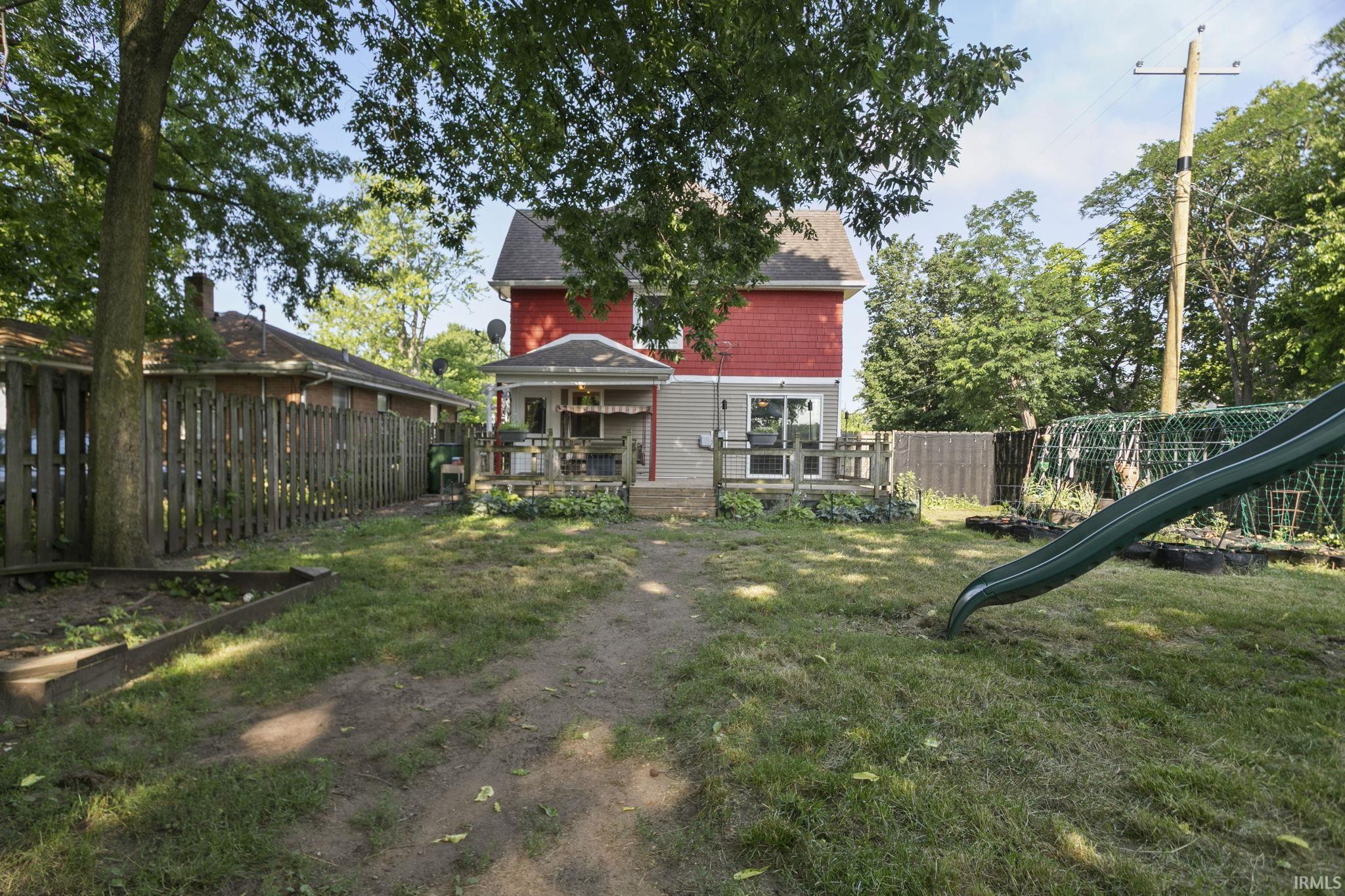 916 S 35th Street South Bend IN 46615