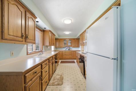 255 S Park Avenue Francesville IN 47946