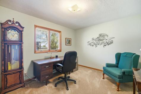 255 S Park Avenue Francesville IN 47946
