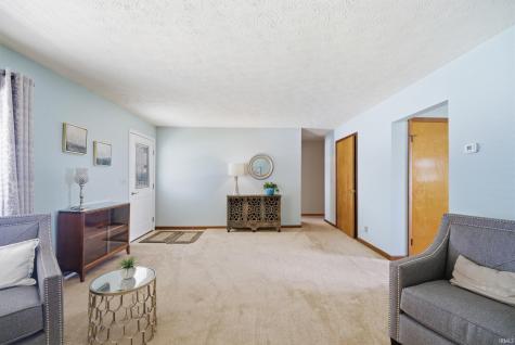 255 S Park Avenue Francesville IN 47946