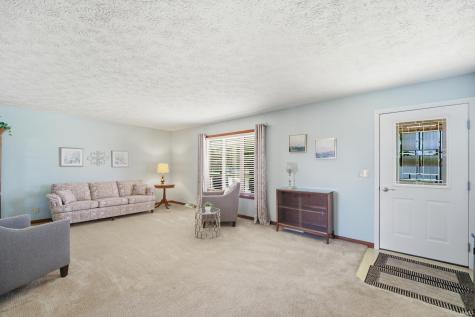 255 S Park Avenue Francesville IN 47946