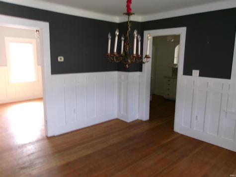 131 E Mechanic Street Bloomfield IN 47424