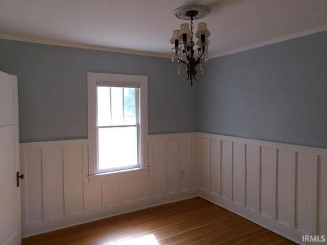 131 E Mechanic Street Bloomfield IN 47424