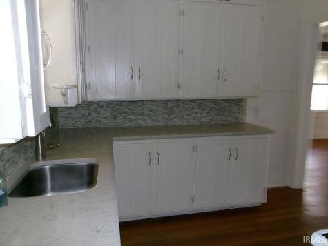 131 E Mechanic Street Bloomfield IN 47424