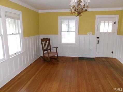 131 E Mechanic Street Bloomfield IN 47424