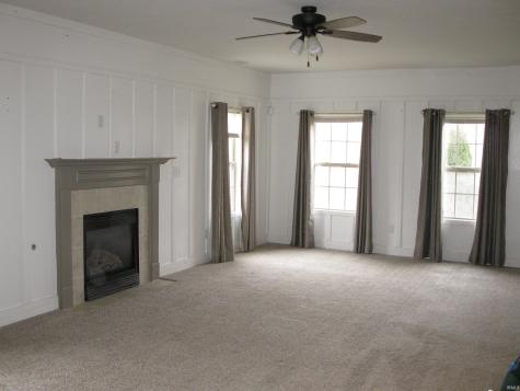 6352 Emerald Springs Drive Indianapolis IN 46221