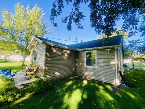752 S Hastings Street Nappanee IN 46550