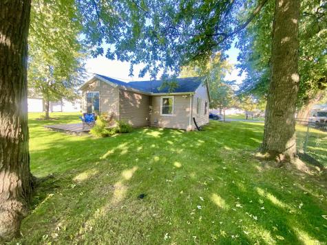 752 S Hastings Street Nappanee IN 46550