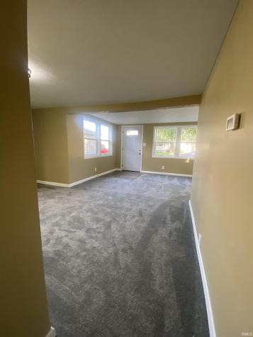 752 S Hastings Street Nappanee IN 46550