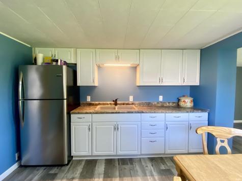 752 S Hastings Street Nappanee IN 46550