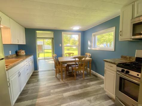 752 S Hastings Street Nappanee IN 46550