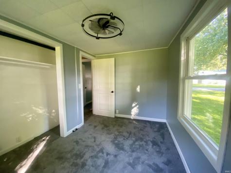 752 S Hastings Street Nappanee IN 46550