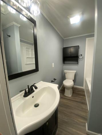 752 S Hastings Street Nappanee IN 46550