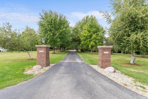 5465 N Feather Valley Road Fremont IN 46737
