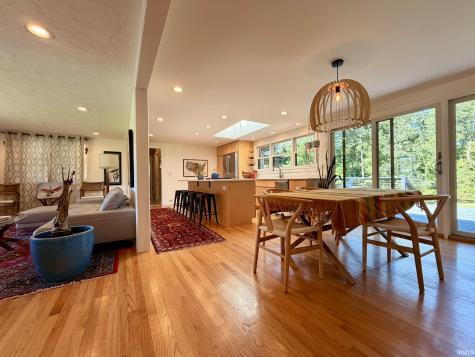 816 S Anna Lee Lane Bloomington IN 47403