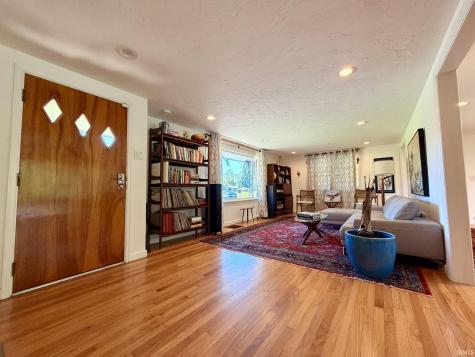 816 S Anna Lee Lane Bloomington IN 47403