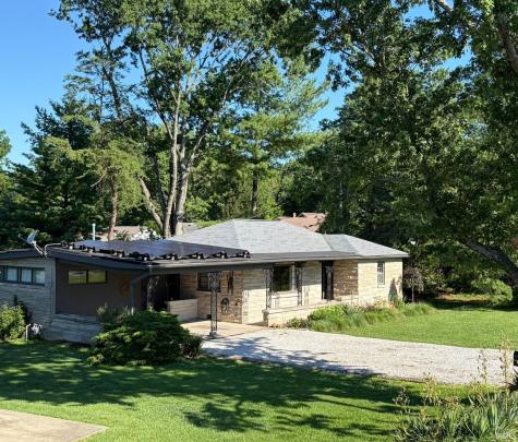 816 S Anna Lee Lane Bloomington IN 47403