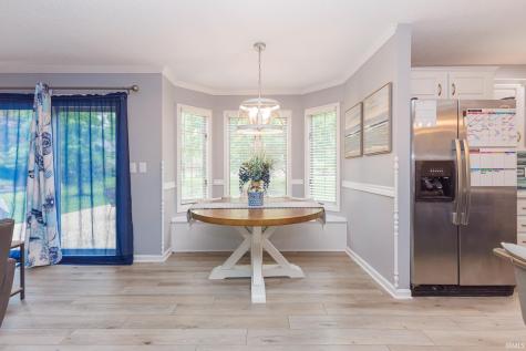 501 S Riviera Lane Yorktown IN 47396