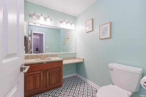 501 S Riviera Lane Yorktown IN 47396