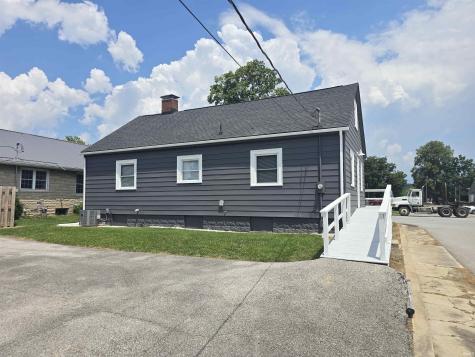 213 N Fletcher Avenue Spencer IN 47460