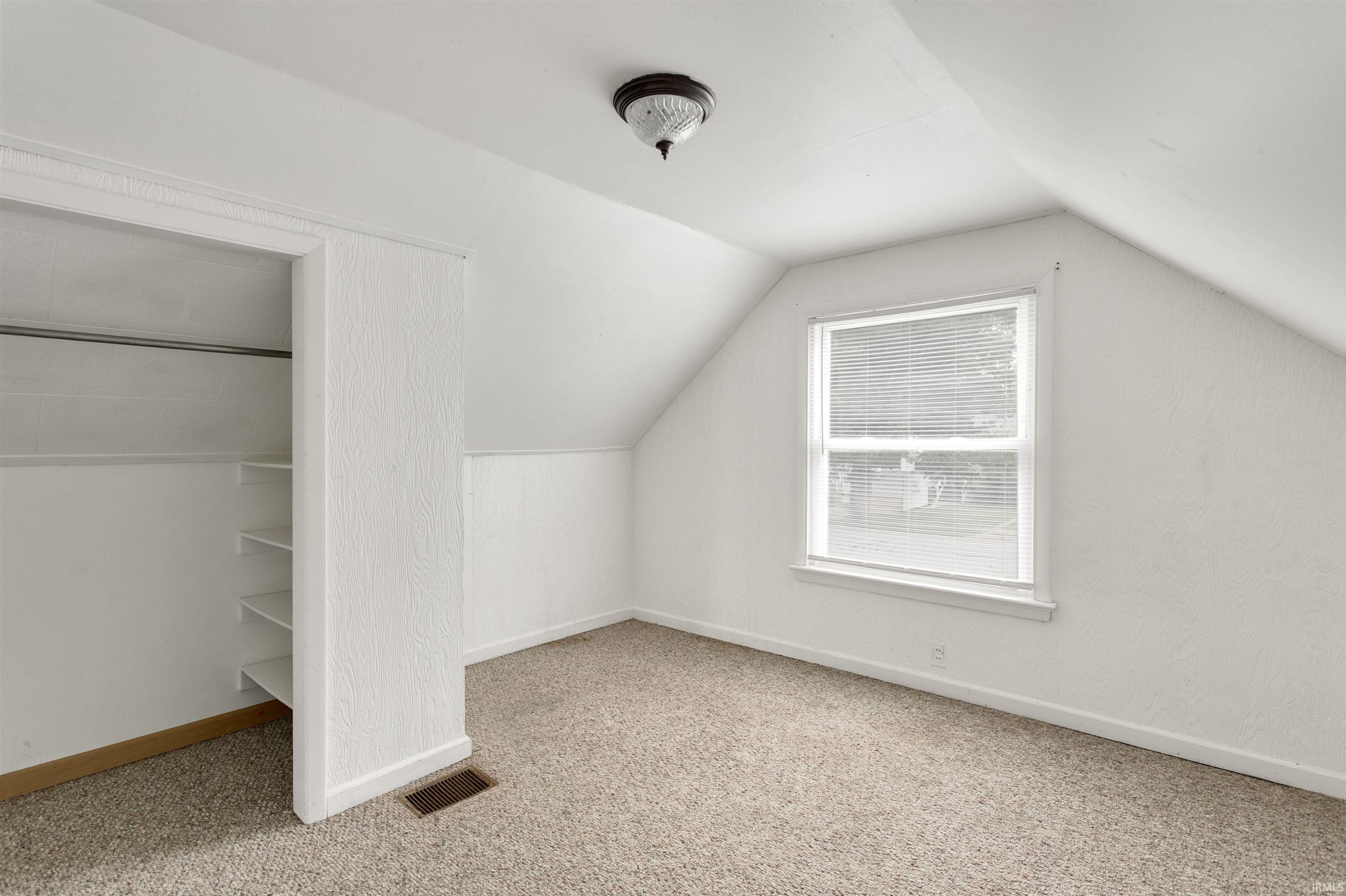 1238 Academy Place South Bend IN 46616