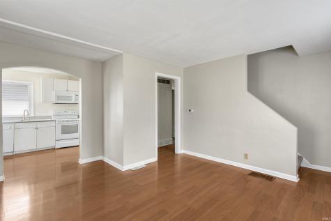 1238 Academy Place South Bend IN 46616
