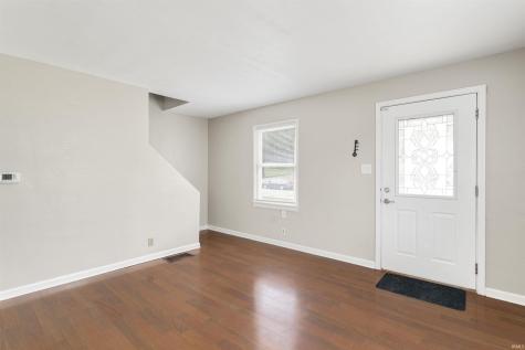 1238 Academy Place South Bend IN 46616